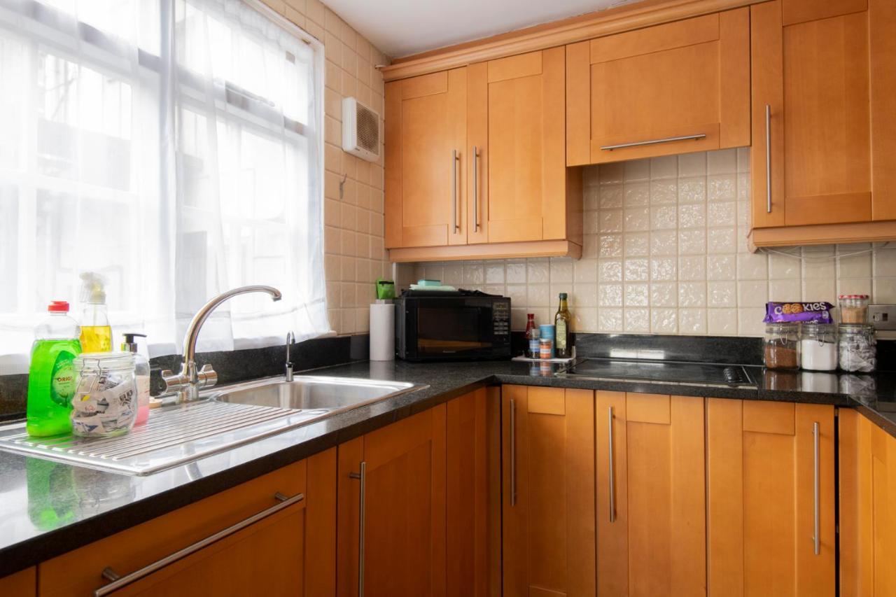 Fantastic 3 Bed Brighton House- Sleeps 6- Superfast Wifi And Garage Apartment Exterior foto