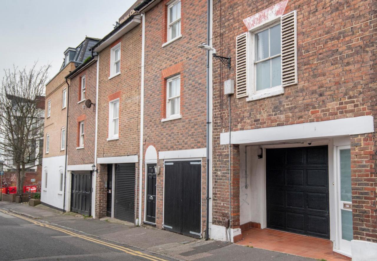 Fantastic 3 Bed Brighton House- Sleeps 6- Superfast Wifi And Garage Apartment Exterior foto